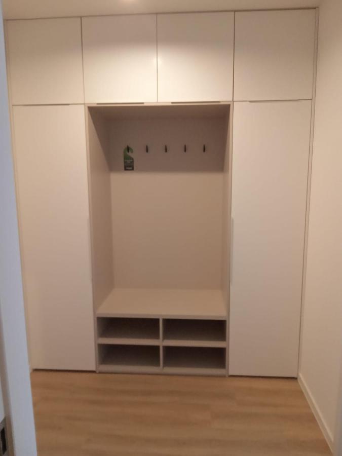 Hotel Kapitol モスト エクステリア 写真